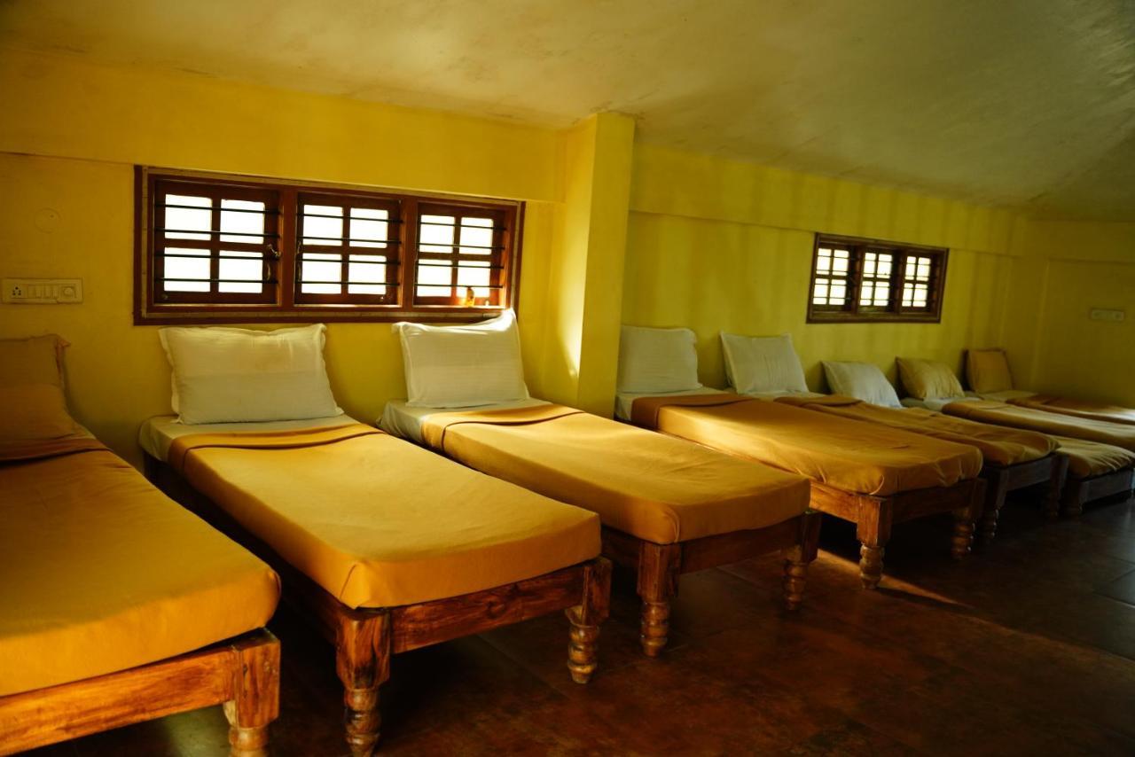 STAYMAKER Qexperiences Coorg Madikeri Buitenkant foto